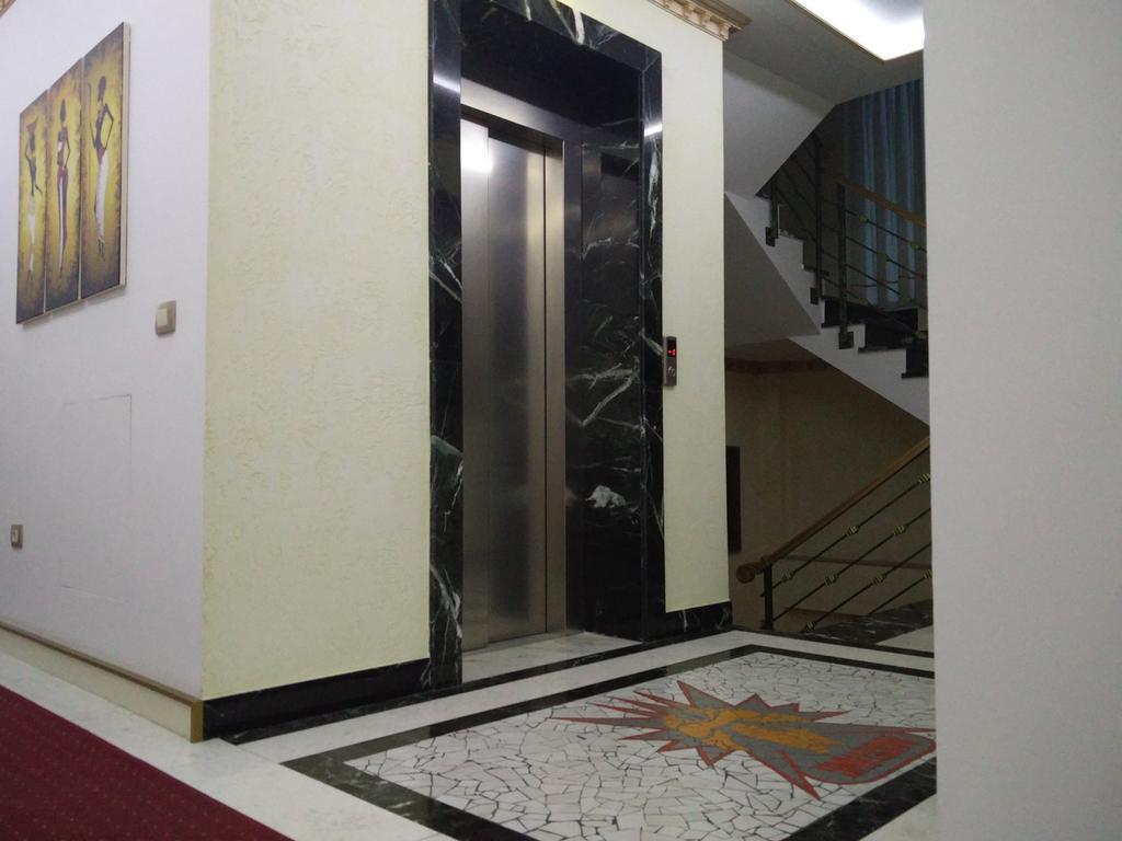 Hotel Mustang Vaqarr Exterior photo
