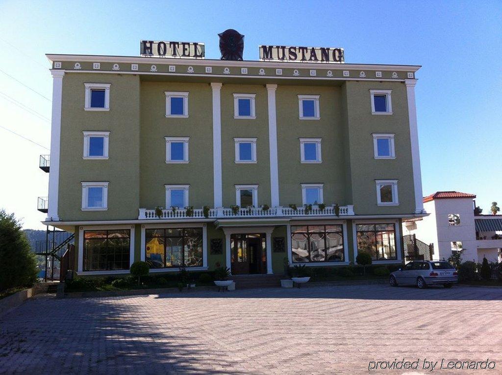 Hotel Mustang Vaqarr Exterior photo