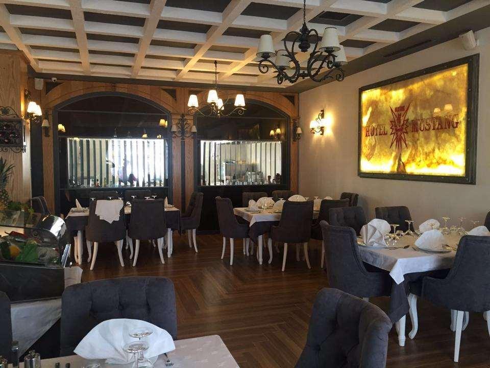 Hotel Mustang Vaqarr Restaurant photo
